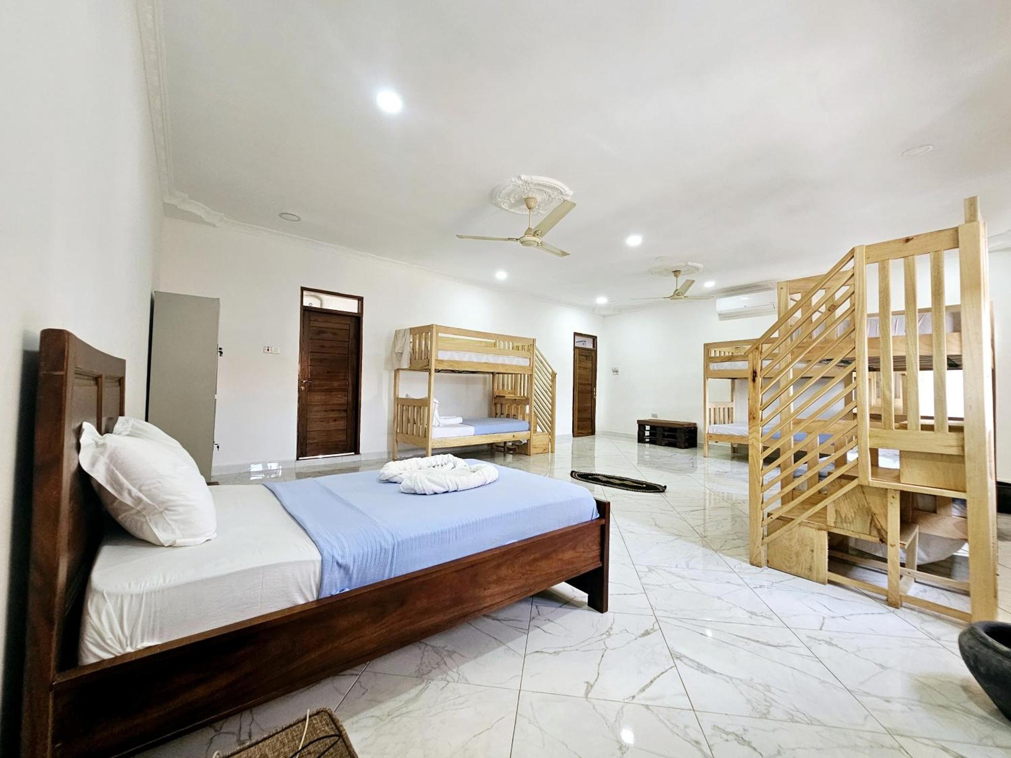 Hello Rafiki House - Stonetown Hostel