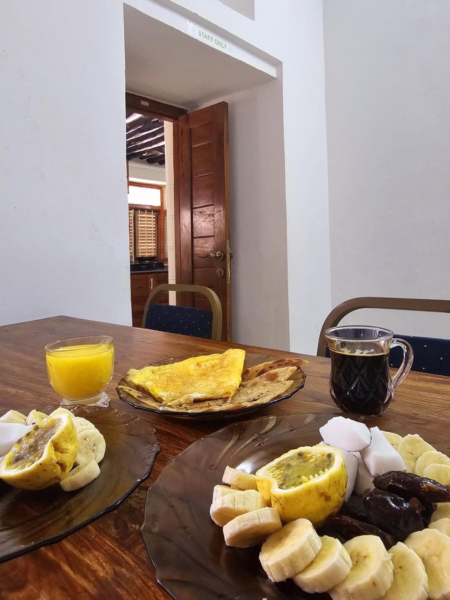Hello Rafiki House - Stonetown Hostel *